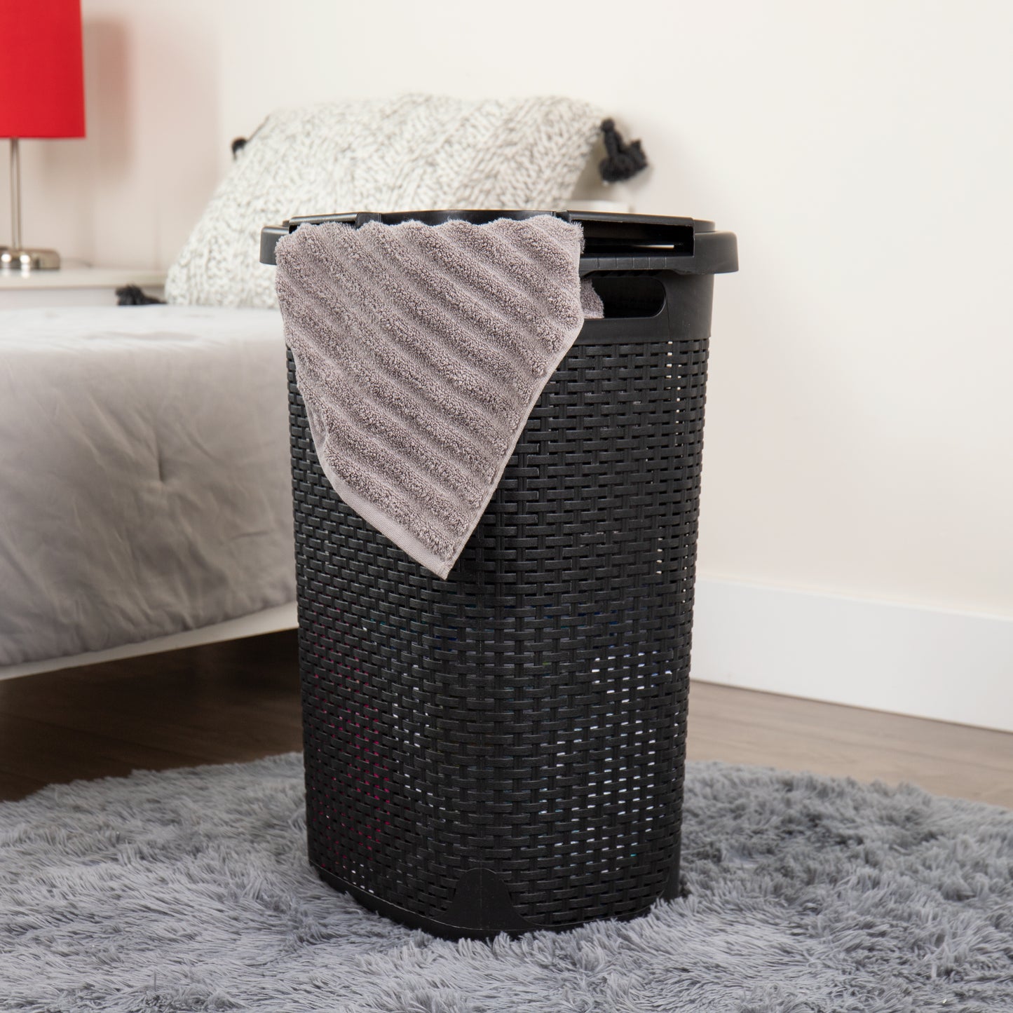 Mind Reader 60L Slim Laundry Hamper, Clothes Basket, Lid, Wicker Design, Plastic, 17.65"L x 13.75"W x 24.15"H