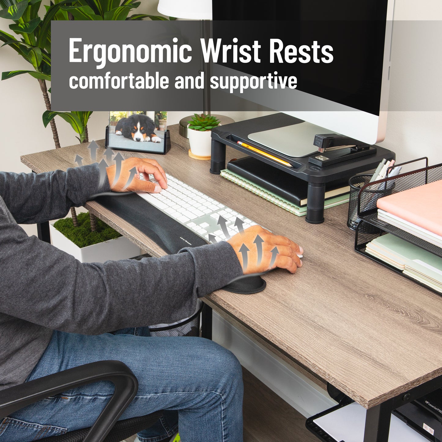 Mind Reader Ergonomic Keyboard and Mouse Wrist Rest Set, Gaming Accessory, Memory Foam, 16.75"L x 3"W x 0.75"H, Black
