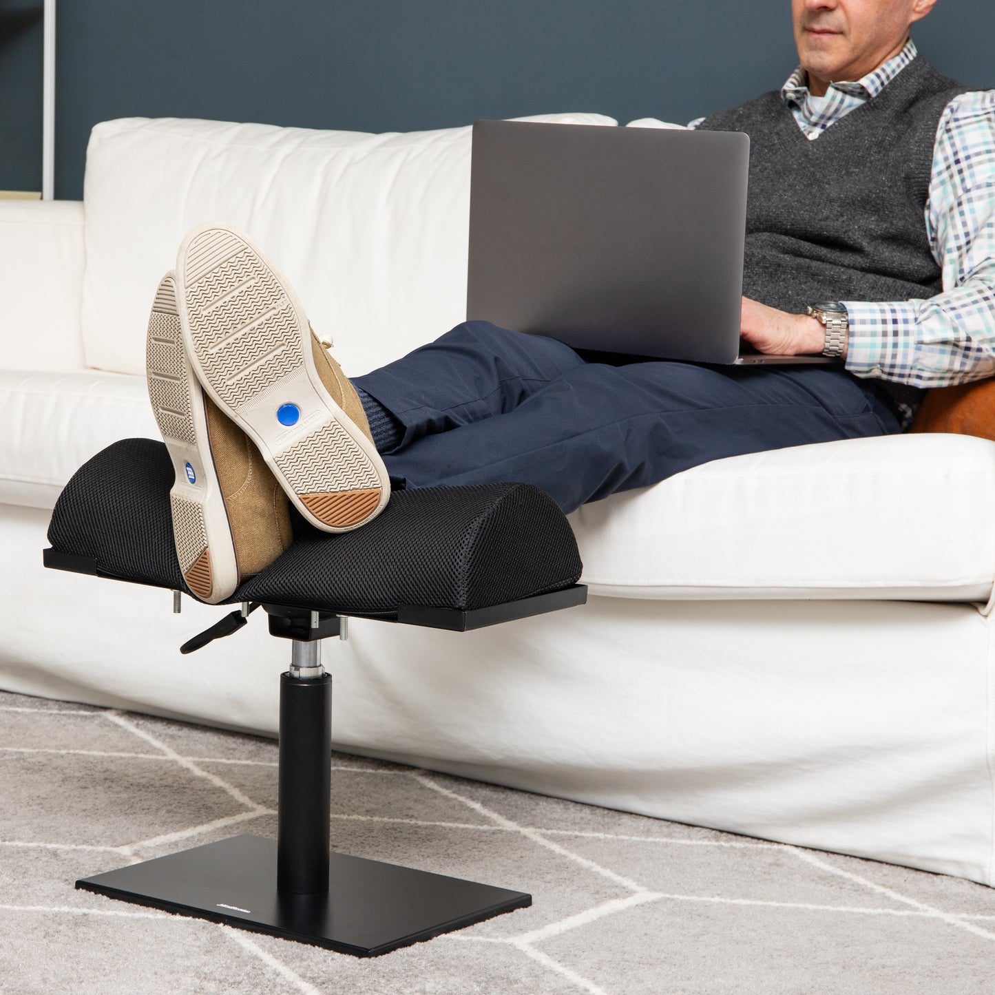 Mind Reader Foot Rest,  Under Desk at Work, Ergonomic, Height Adjustable, Office, Foam, 16.75"L x 7.5"W x 3.75"H, Black
