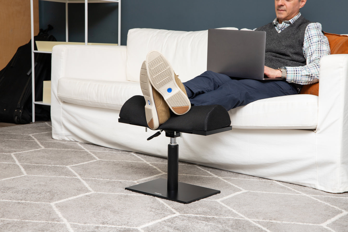 Mind Reader Foot Rest,  Under Desk at Work, Ergonomic, Height Adjustable, Office, Foam, 16.75"L x 7.5"W x 3.75"H, Black