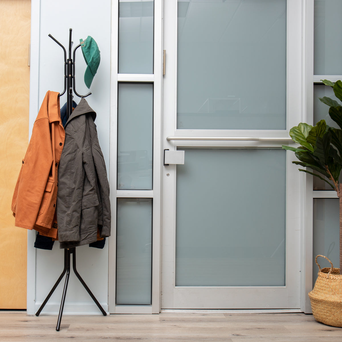 Mind Reader Freestanding Coat Rack, Multi-Hook Organizer for Office or Entryway, Metal