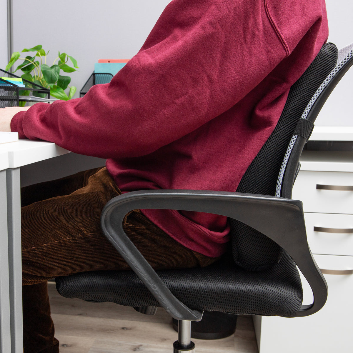 Mind Reader Lumbar Support Cushion for Office Chair and Car Seat, Memory Foam, Back Pain Relief, Improves Posture, 14.5"L x 5"W x 18.5"H